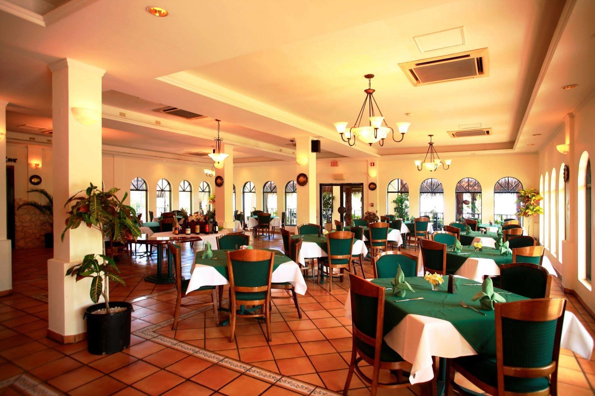 Rota Resort & Country Club Eksteriør bilde