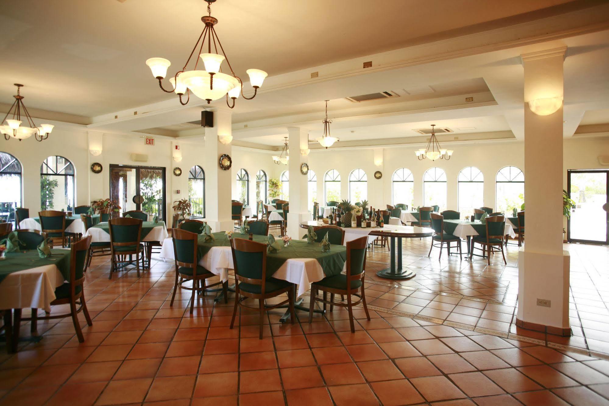 Rota Resort & Country Club Eksteriør bilde